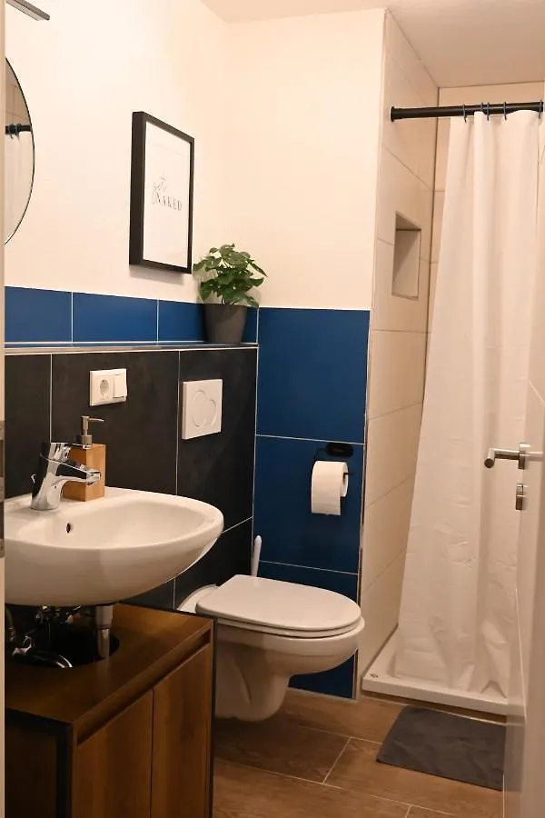 Altholzapartment In Kempten ヴァルテンホーフェン アパート